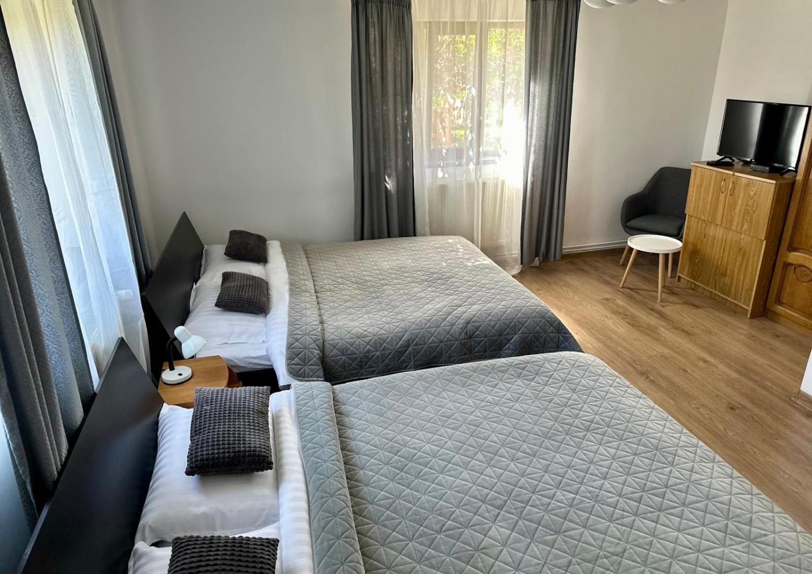 Pensiunea Casa Eden Mărişel Exterior foto