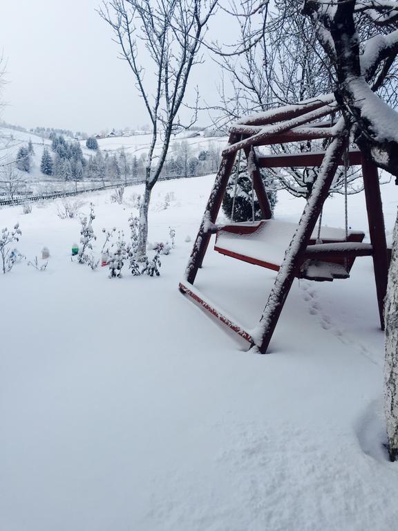 Pensiunea Casa Eden Mărişel Exterior foto